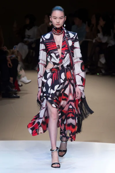 Look 7